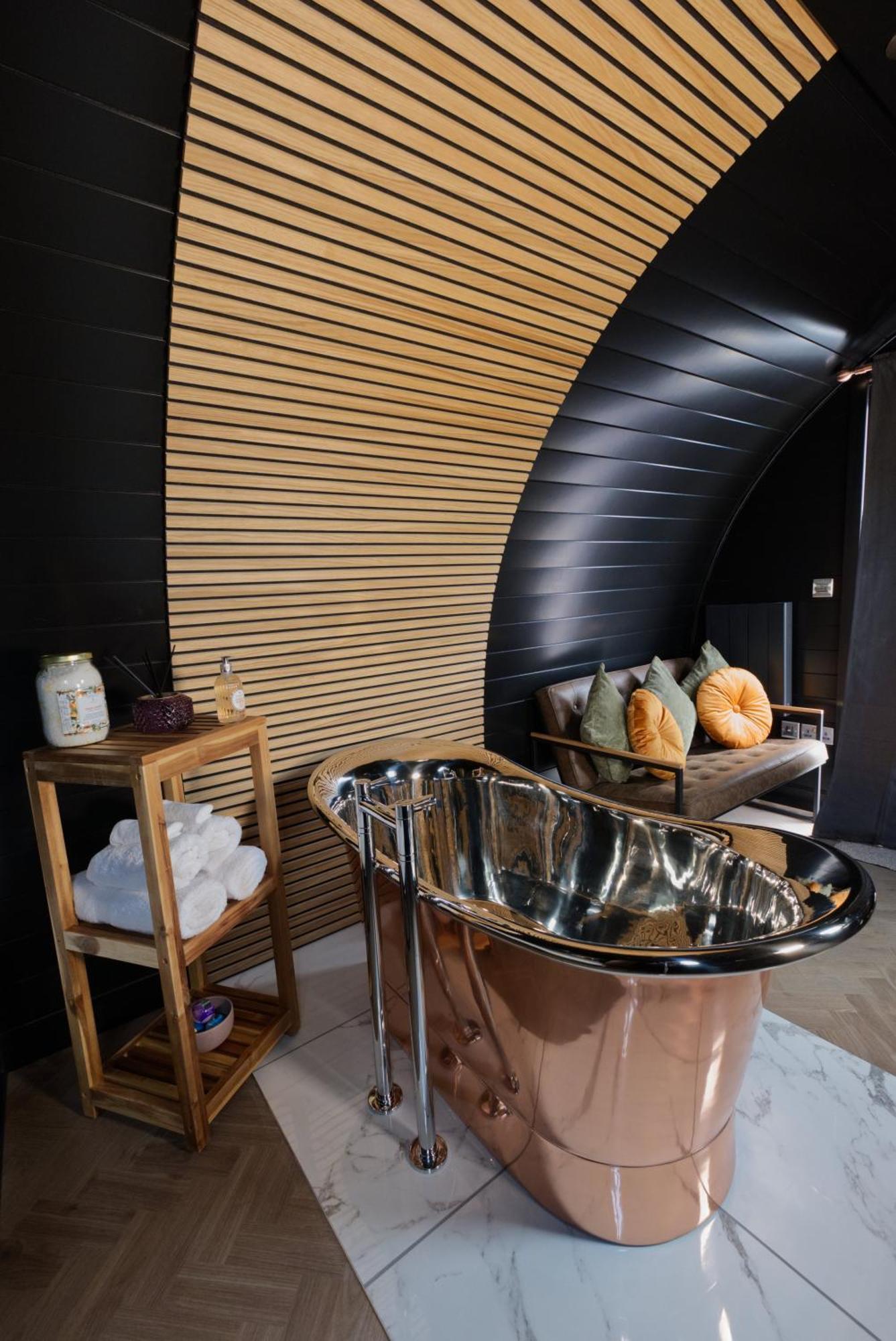 North Coast 500 Pods Hotel Achmelvich Buitenkant foto