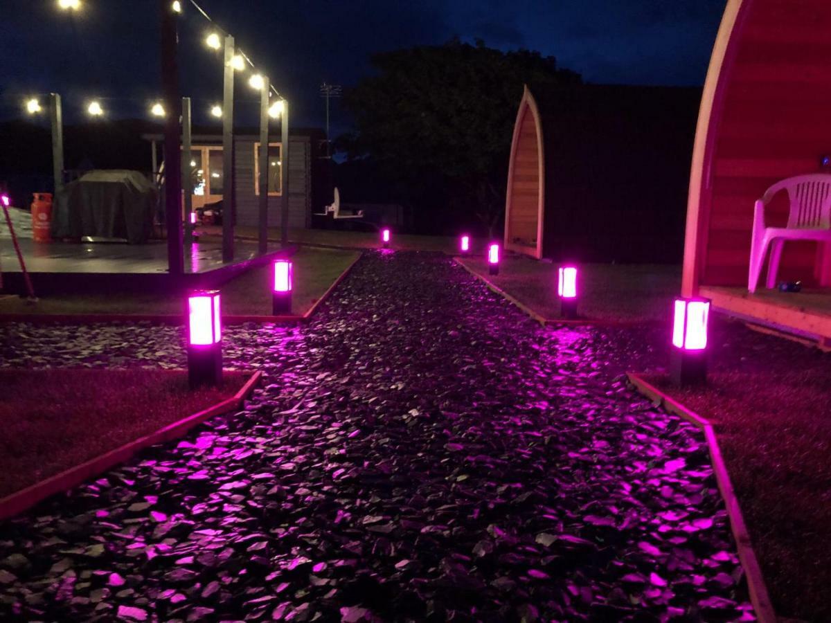 North Coast 500 Pods Hotel Achmelvich Buitenkant foto